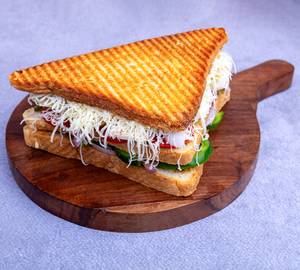 Veg Cheese Grilled Club Jumbo Sandwich
