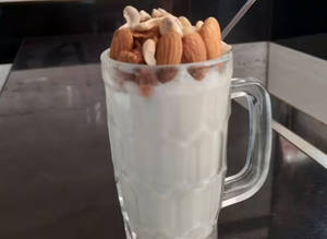 Special  Ganesh Lassi