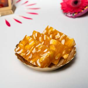 Mundhiri Halwa