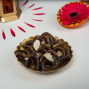 Karupatti Mittai