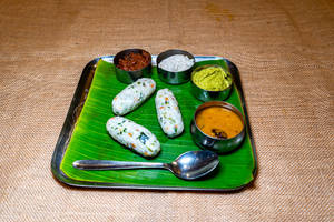 Kaaram Kozhukattai (3 Pcs)