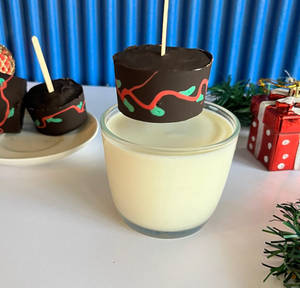 Hot Chocolate & Marshmallow Bomb