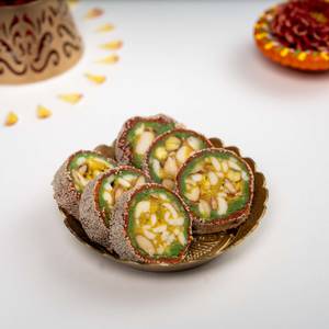 Kaju Anjeer Roll