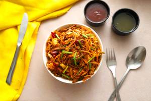 Szechuan Chicken Noodles