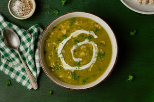 Slow Cooked Minced Chicken Spinach Soup