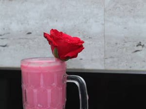 Gulab Lassi