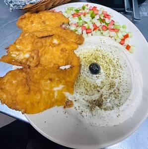 Chicken schnitzel plate