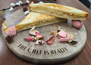 Mac N Cheese Sandwich