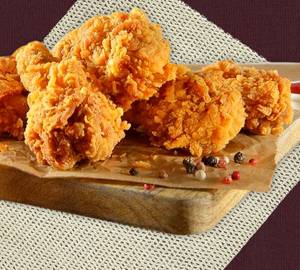 Crispy chicken hot wings