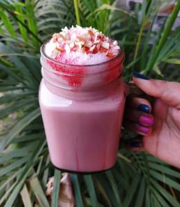 Rose Milkshake