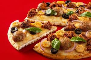 Double Cheese Chicken Maximus Medium Pizza