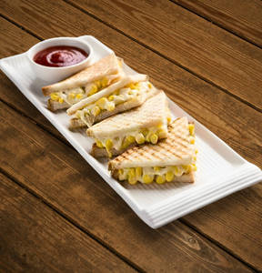 Cheesy Corn Sandwich