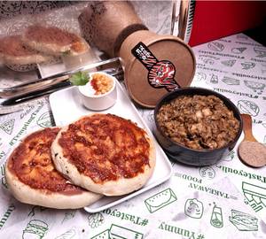 Tangy Chole + 2 Schezwan Kulcha