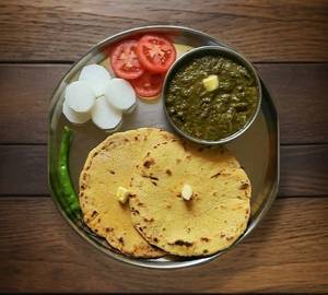 Sarso Ka Saag & 2 Makke Di Roti