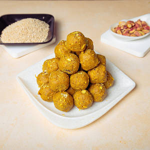 Methi Laddu [Jaggery]