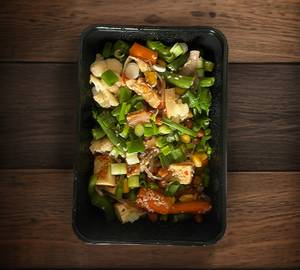 Sauted Vegetables With Paneer And Soya Chynks