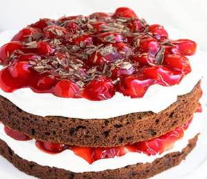 Christmas Black Forest Cake - 600gms