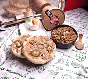 Tangy Chole + 2 Jalapeno Kulcha