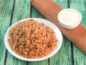 Sabudana Khichadi With Curd Combo