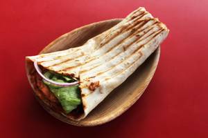 Hot & Spicy Roasted Chicken Wraps