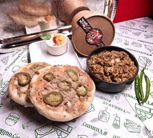 Spicy Chole + 2 Jalapeno Kulcha