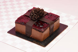 Very Berry Chocolate Mousse Cake
