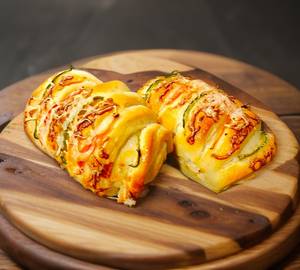 Paneer Woven Bread