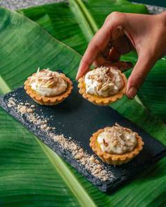 Pineapple Kesari Tart
