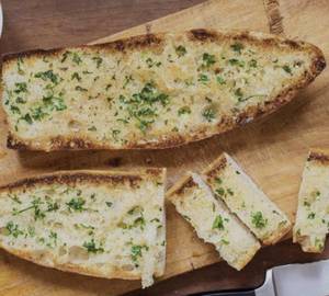 Quick Bites Garlic Bread +cocacola 350ml