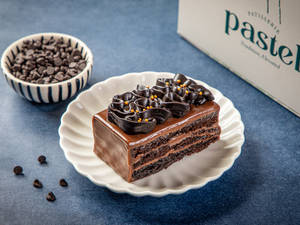 Chocolate Truffle Pastry (100 Gms)