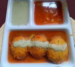 Fried idli chatani sambar