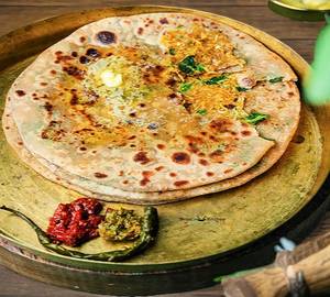 Mooli Paratha With Butter