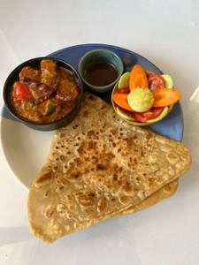 A Paratha Story (Veg)