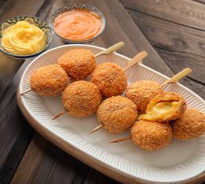 Chicken cheese ball (4 pcs)
