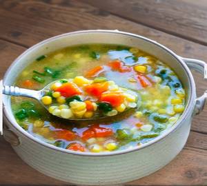 Vegetable sweet corn soup