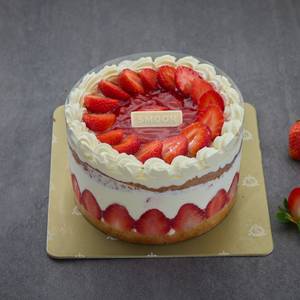 Classic Strawberry Custard Cake