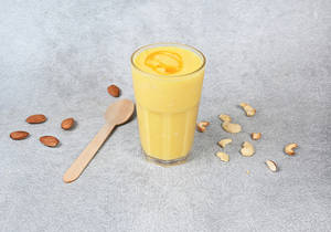 Kesar Lassi