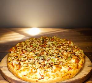 Tandoori chicken pizza