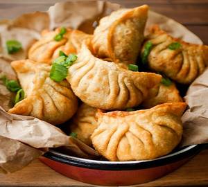 Fried Chicken Momo (6Pc)