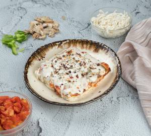 CHICKEN PAN PIZZA