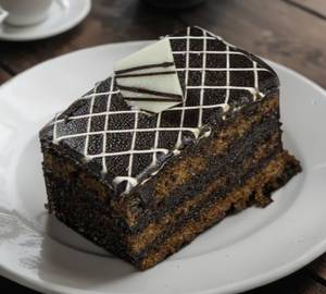 Dutch Truffle Veg Pastry ( Per Pc)