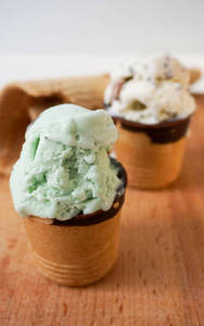 Crunchy Cold Coffee With Ice Cream