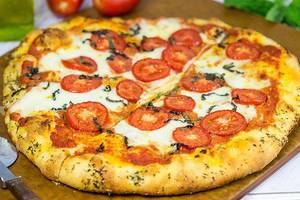 Tomato Pizza