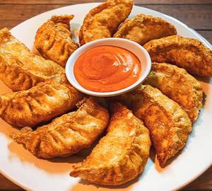 Paneer fried momos