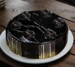 Eggless Dutch Truffle Chocolate Cake Round 500 Grams