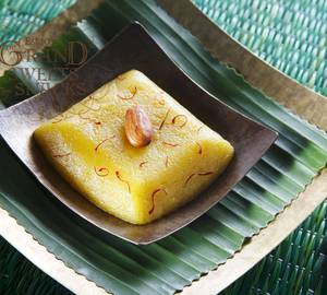 Badam Halwa (300 gms)