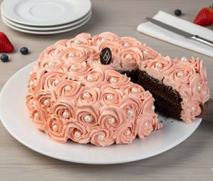 Pink Rose Strawberry Chocolate Cake 800Gms