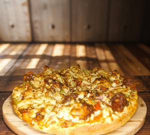 Barbeque chicken pizza