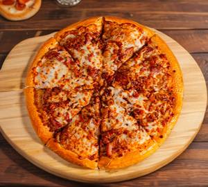 Farmhouse chicken pizza