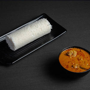 Puttu Chicken Curry Combo